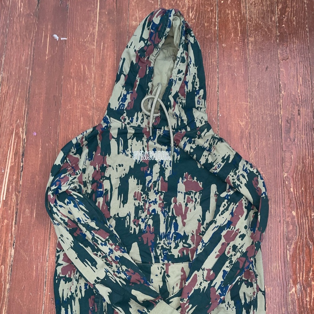 GYM SHARK SWEATSHIRT (worn once)
